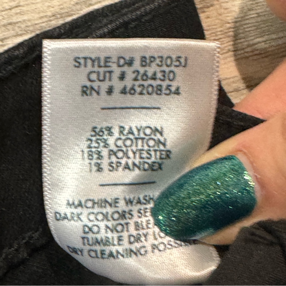 JBD High Rise Deconstructed Skinny Jean, Black Denim, Size 27, New without tags, - Picture 9 of 11